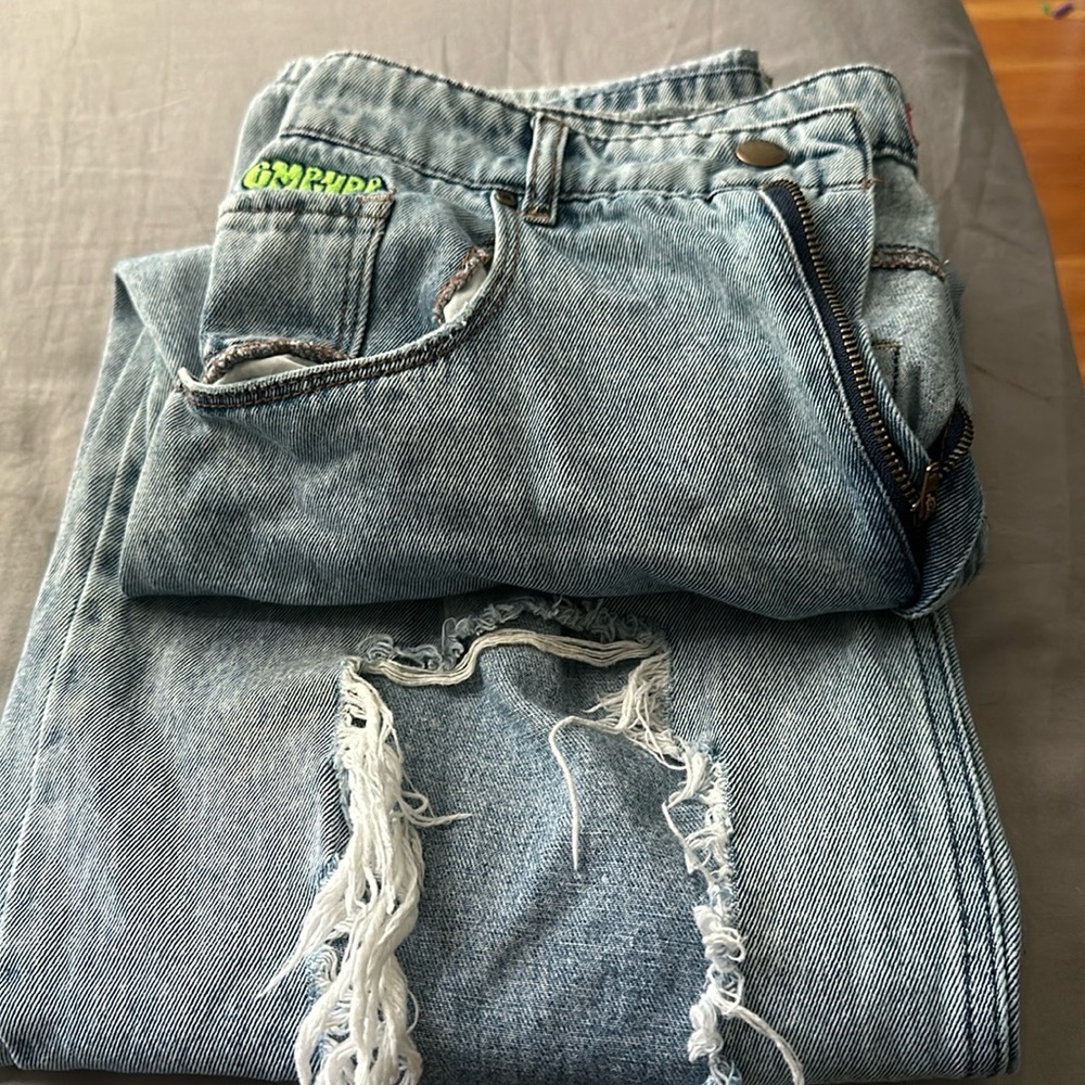 Ripped jeans empyre